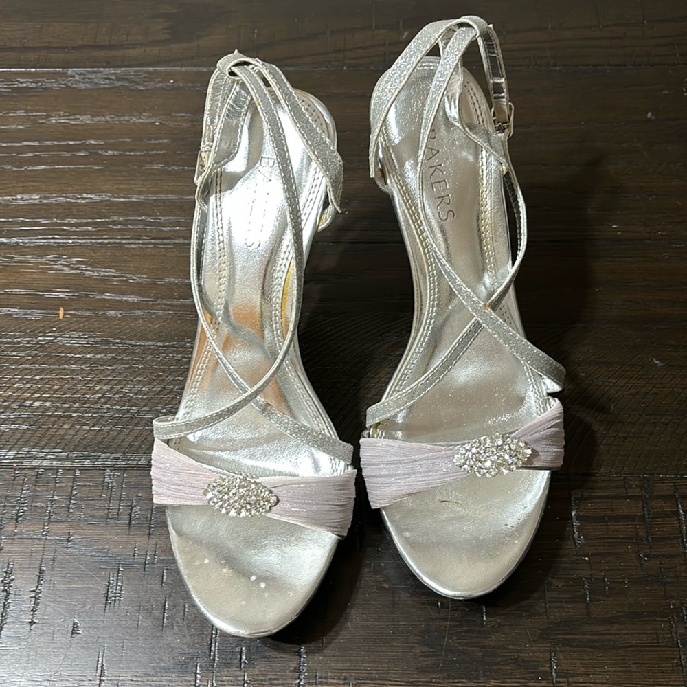 Bakers heels silver size 8 1/2